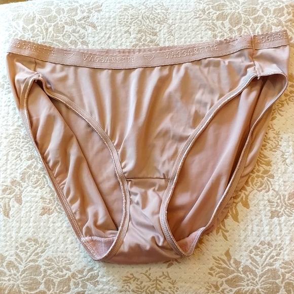 Vintage Intimates & Sleepwear Vassarette High Waisted French Cut